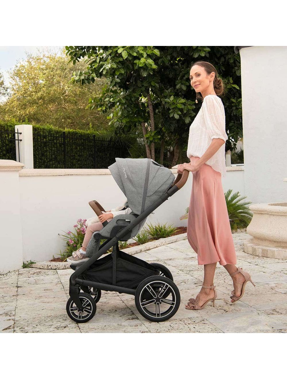 New top nuna stroller